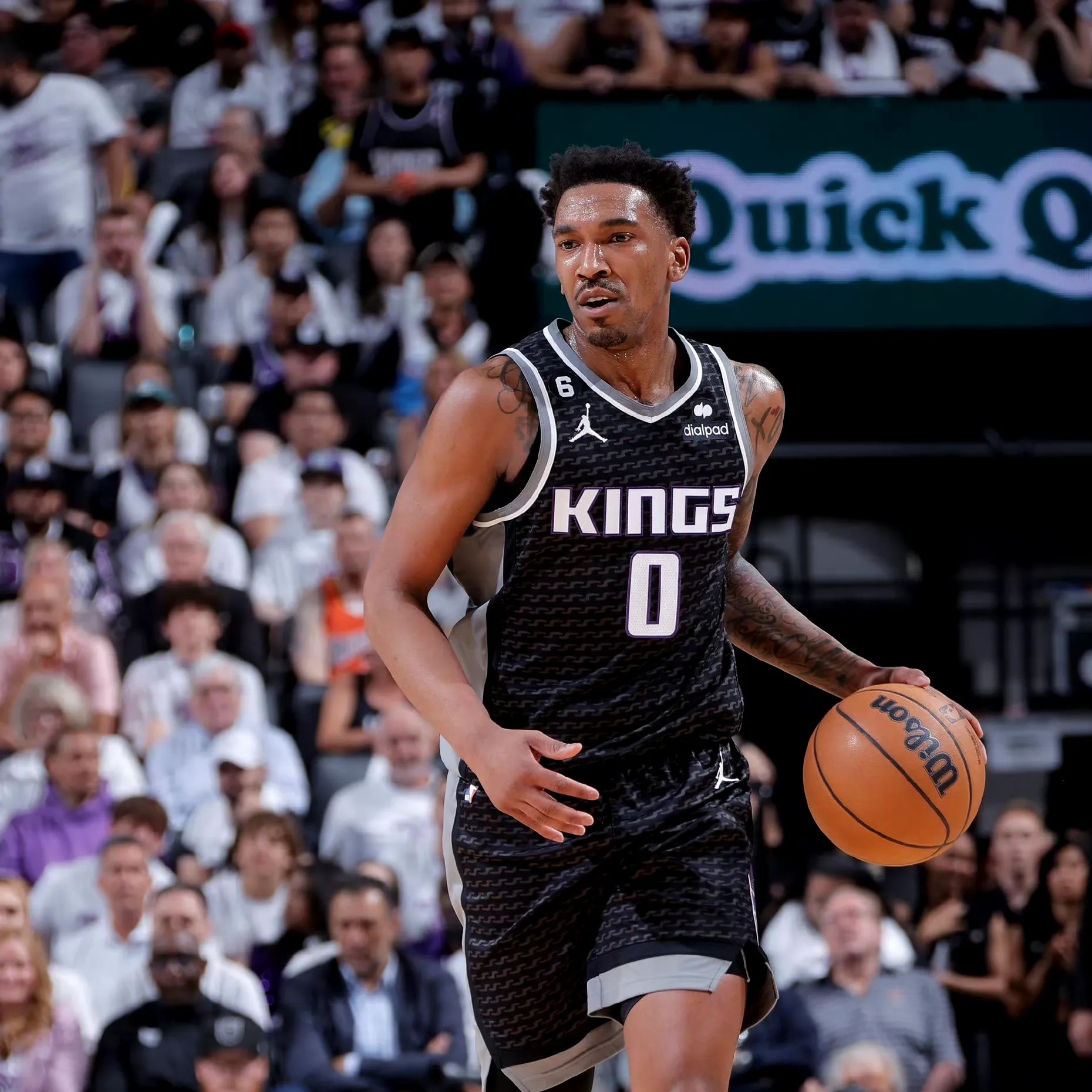 关于今晚体能课后，洛杉矶快船止住颓势备战德甲，球迷炸锅，训练强度明显提升的信息