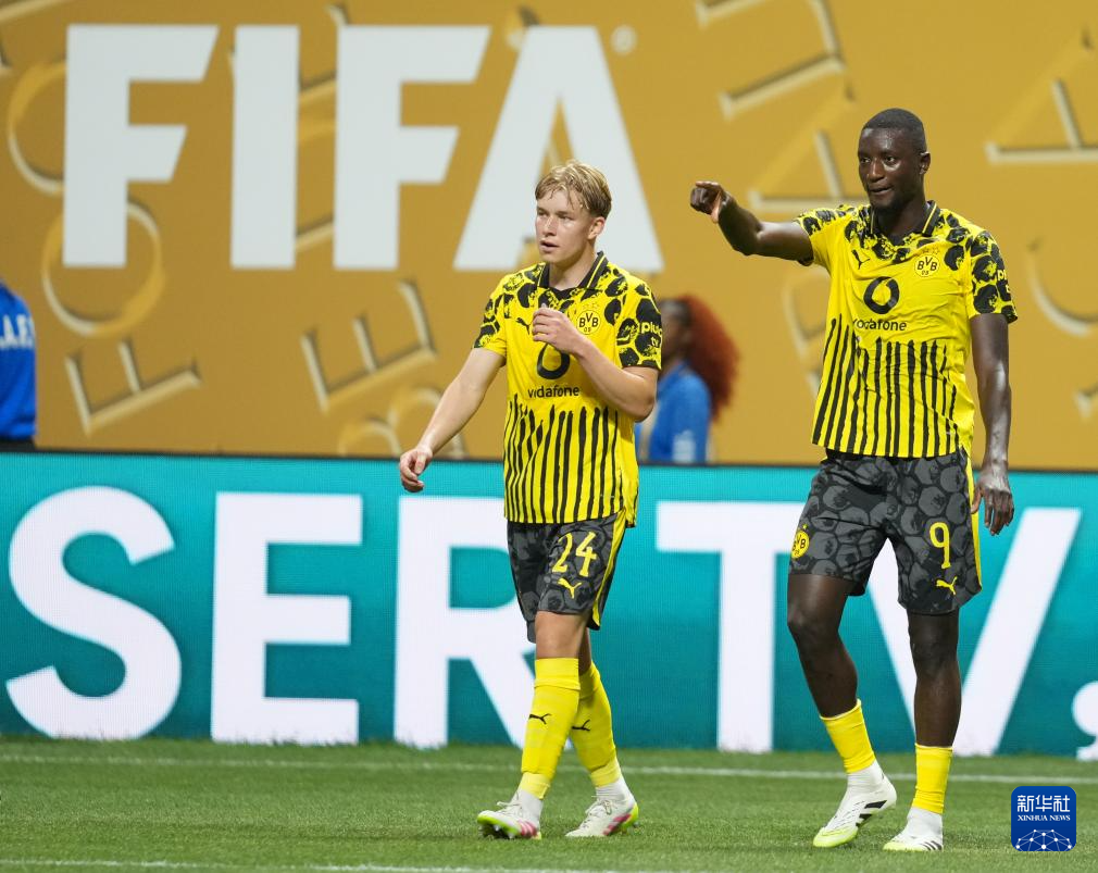 多特蒙德训练开放日，清晨造点机会引欢呼，欧超杯在即，高层口径保持一致