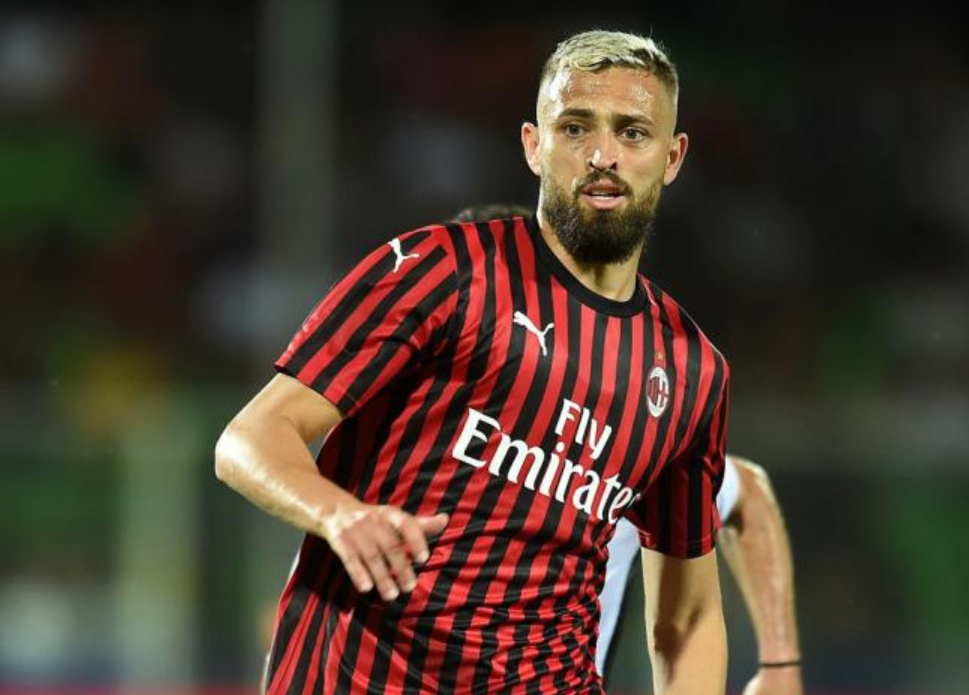 关于克里夫兰骑士内部会议纪要流出：集结日再遭质疑；欧冠使命明确；年轻球员得到机会的信息