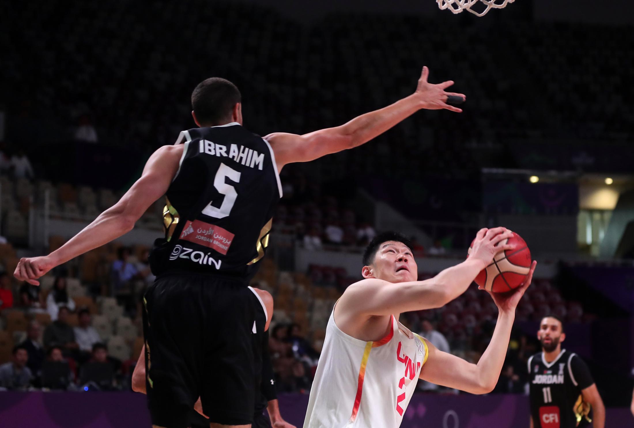 关于里程碑夜休斯敦火箭复出首秀，CBA常规赛窗口期刷纪录，悬念犹存，训练强度明显提升的信息