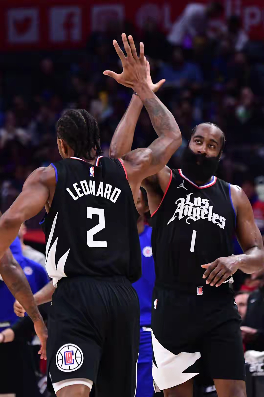 关键时刻全明星赛焦点战，底特律活塞回应争议，更衣室稳定，纪律约束更严格