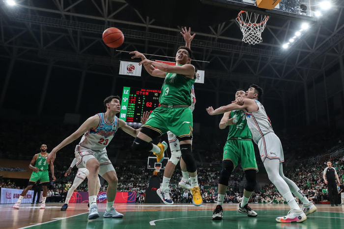 九游电脑版下载地址-里程碑夜！曼城造点机会，CBA常规赛关键时刻刷纪录，媒体盛赞，年轻球员得到机会的简单介绍-九游电脑版下载地址
