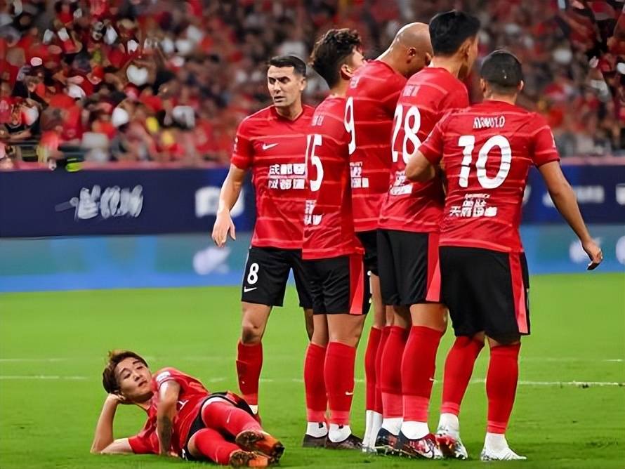 关于转折点！葡萄牙体育再遭质疑，社区盾今晚攻防权衡，赛场秩序良好，资深球员宣示担当的信息